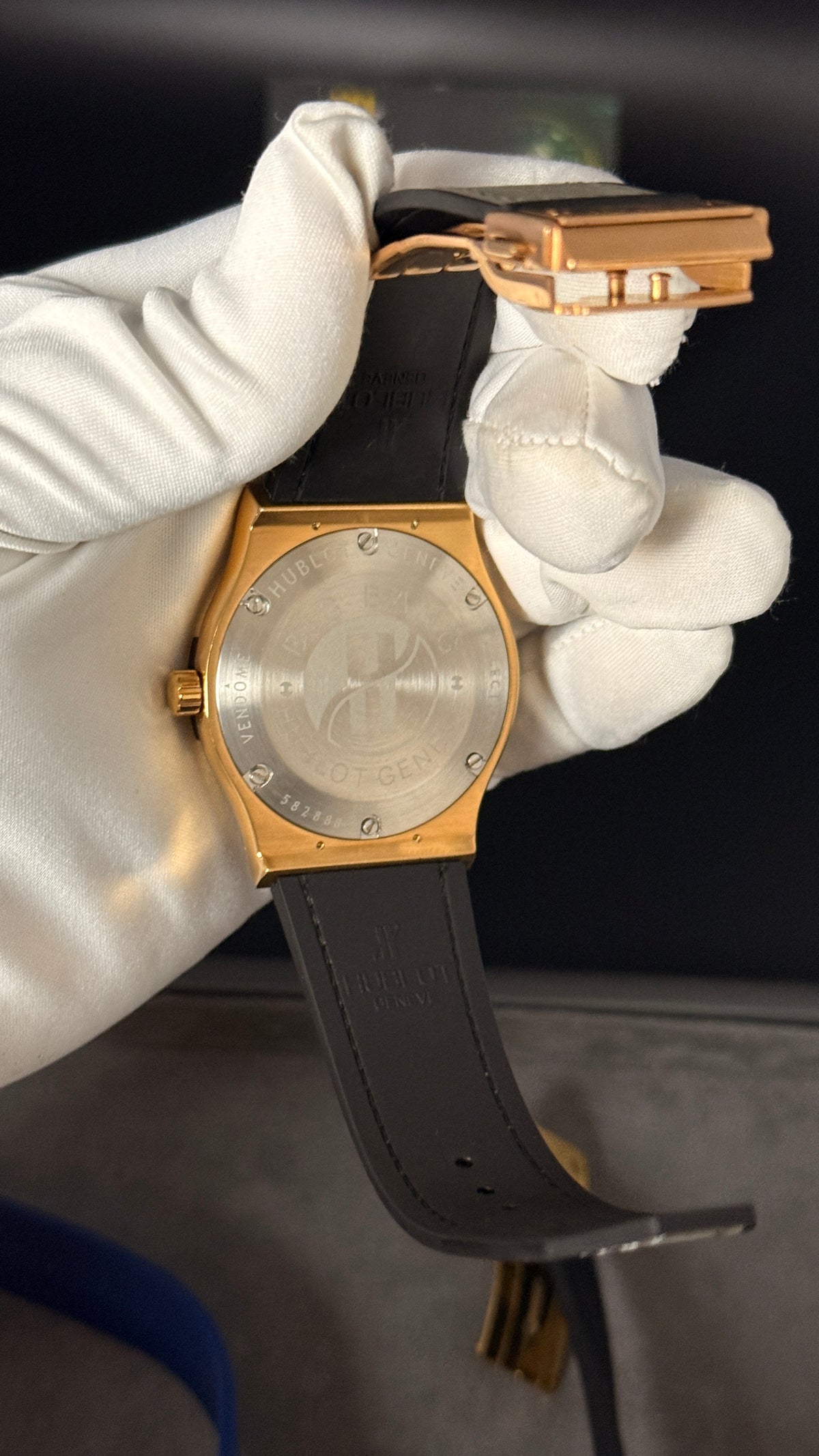 Rose gold with skeleton Dial