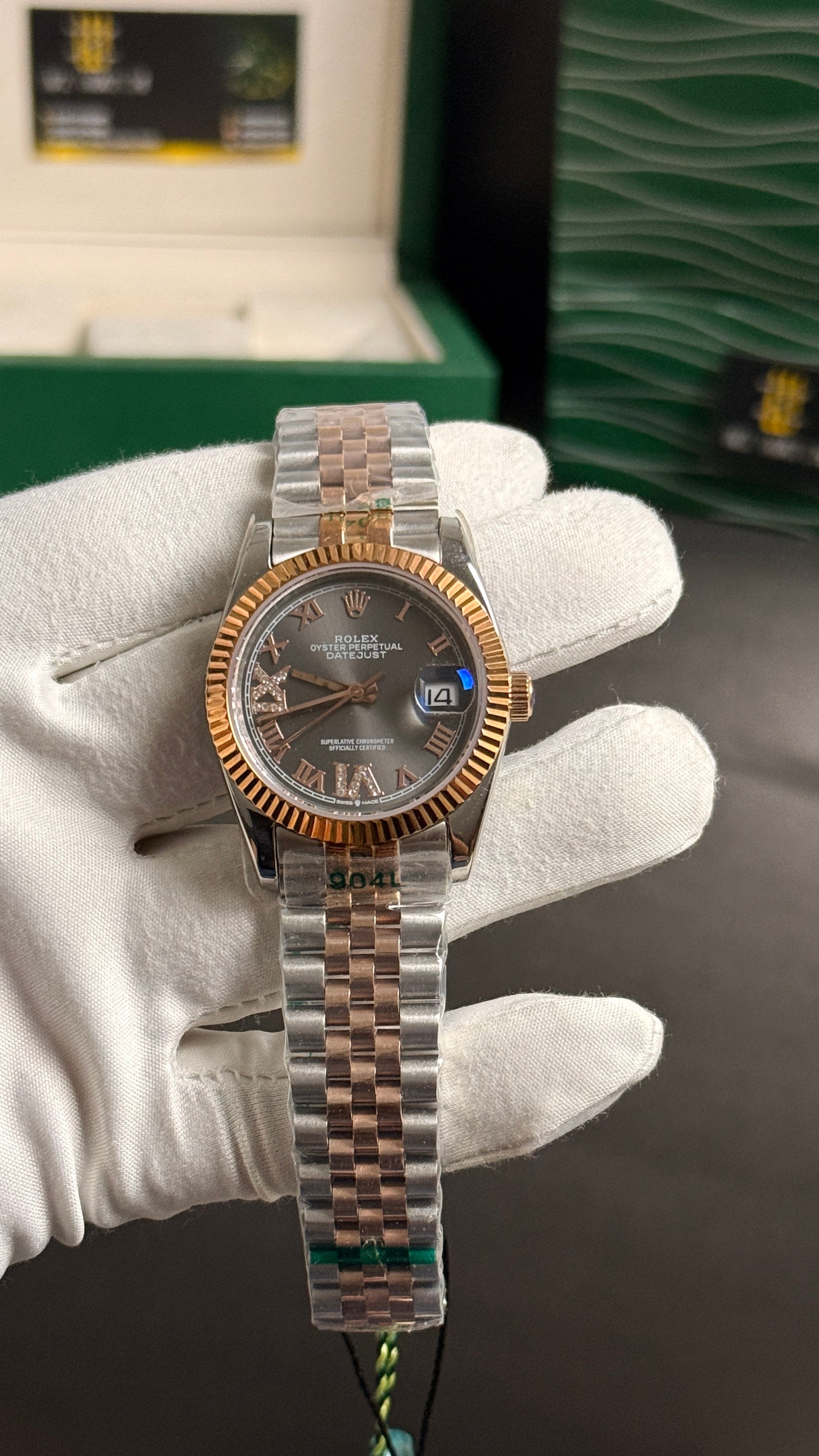 (36mm) Rose gold two tone grey Dial.