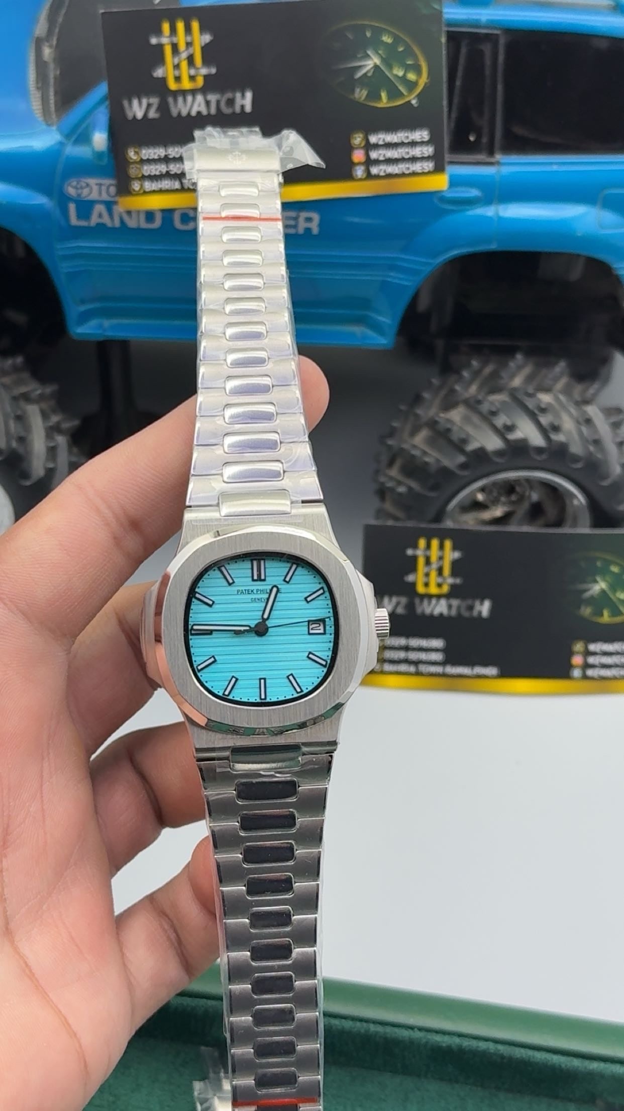 Silver with tiffany Dial.