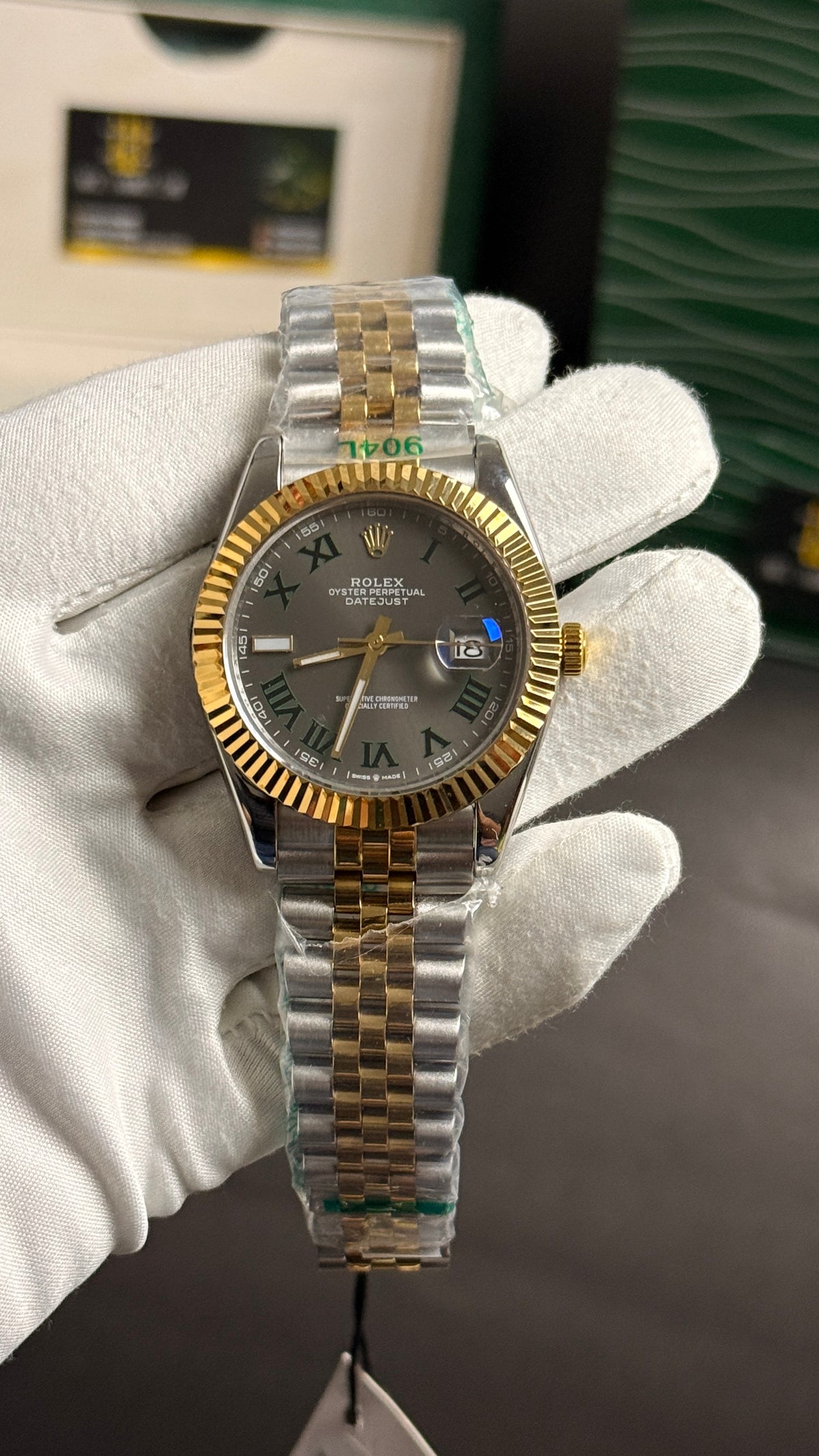 Yellow gold two tone grey Dial.