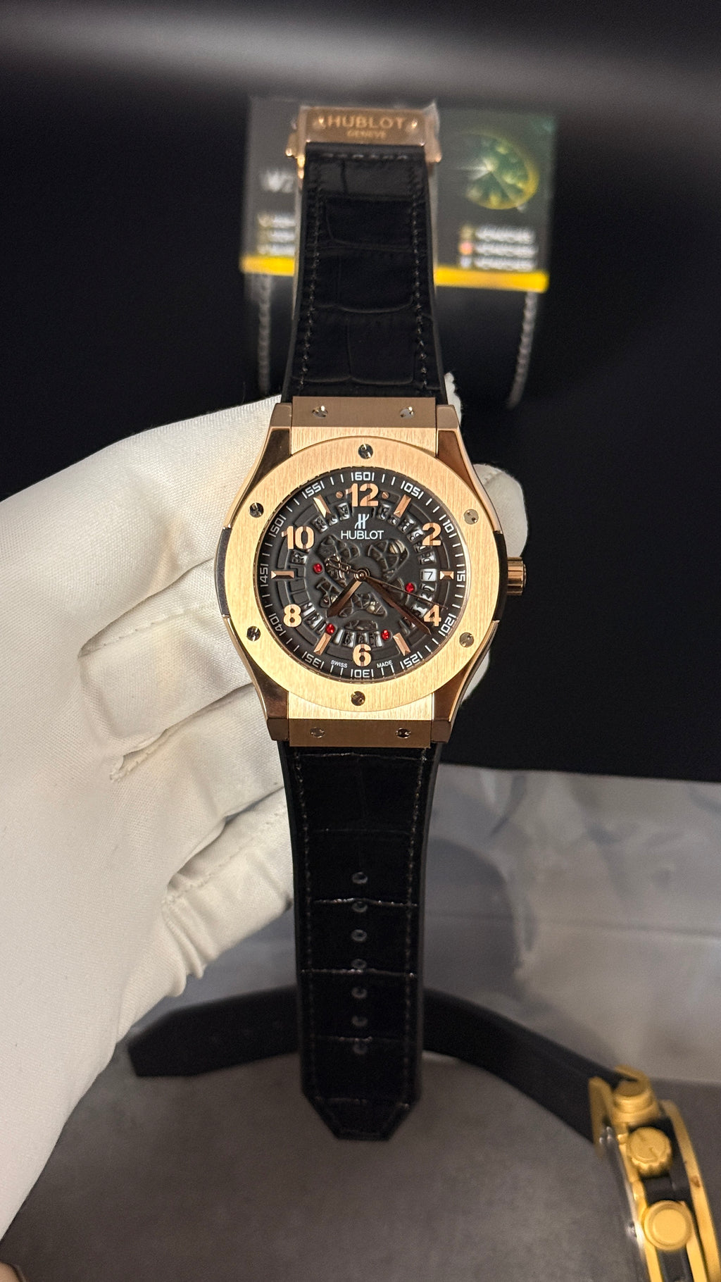 Rose gold with skeleton Dial 🖤