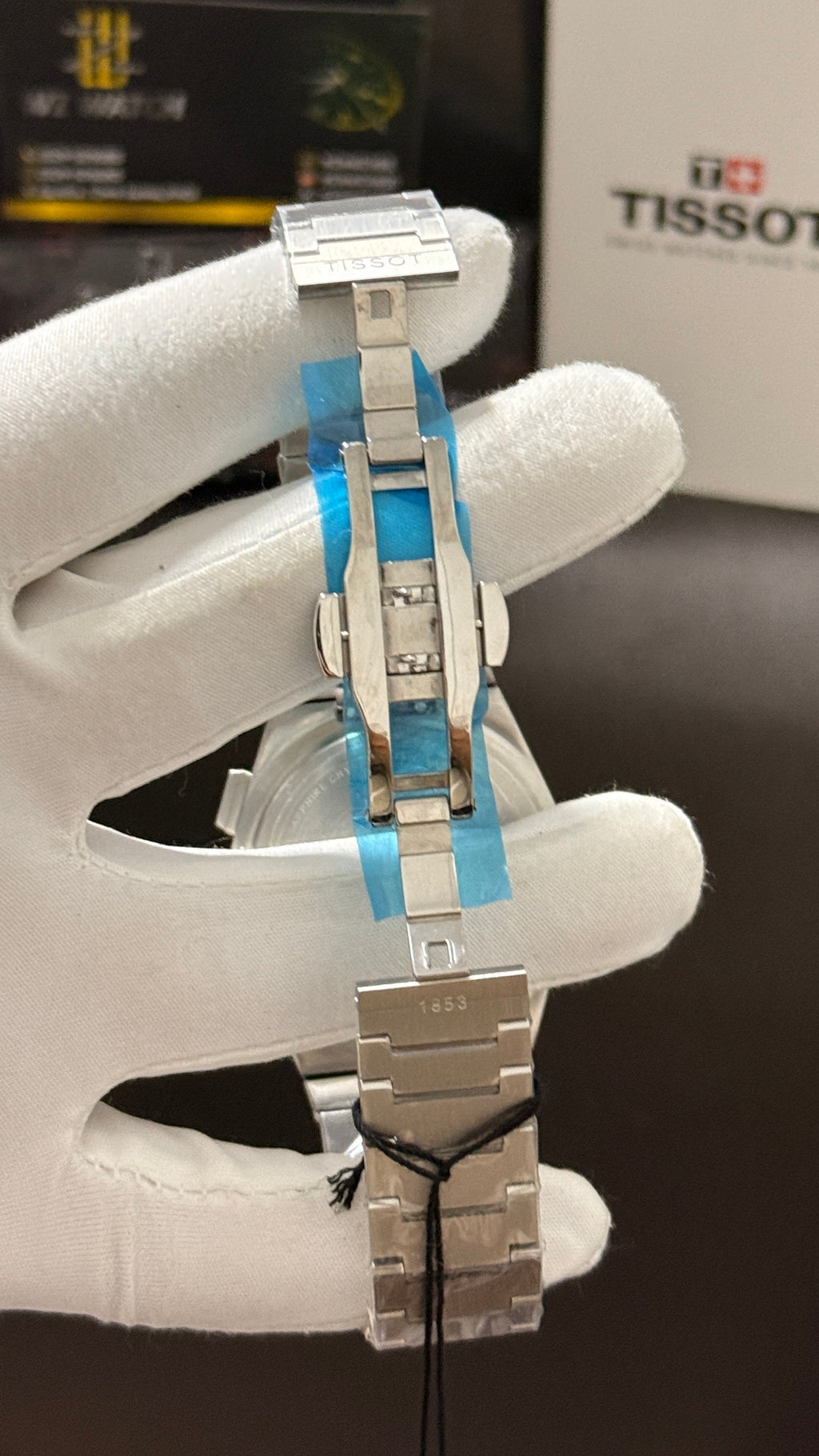 Silver with tiffany dial