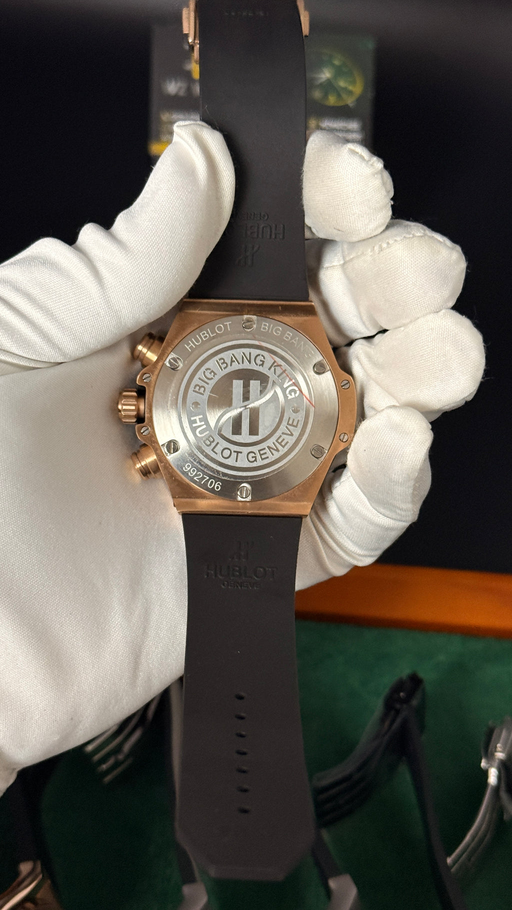 Rose gold with beauty 🖤